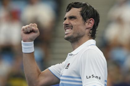 Celebra Guido Pella: el bahiense consiguió el primer triunfo para Argentina en la historia de la Copa ATP.