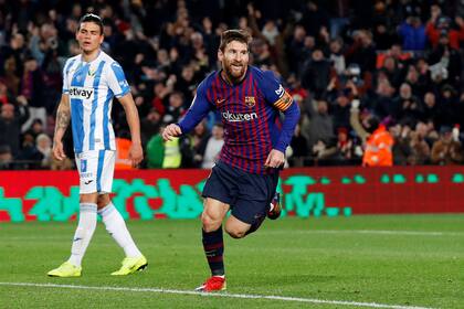 Celebra Messi, gana Barcelona: una costumbre en la liga española. El local venció por 2-1 a Leganés en el Camp Nou.