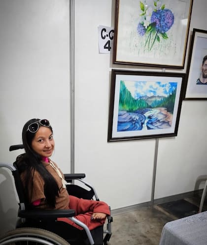 Celeste profesionalizó su técnica y hoy brilla por el mundo con sus obras