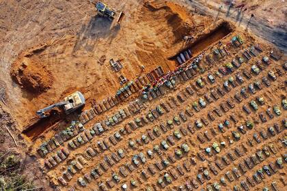 Cementerio Nossa Senhora Aparecida, en Manaus, estado de Amazonas, Brasil