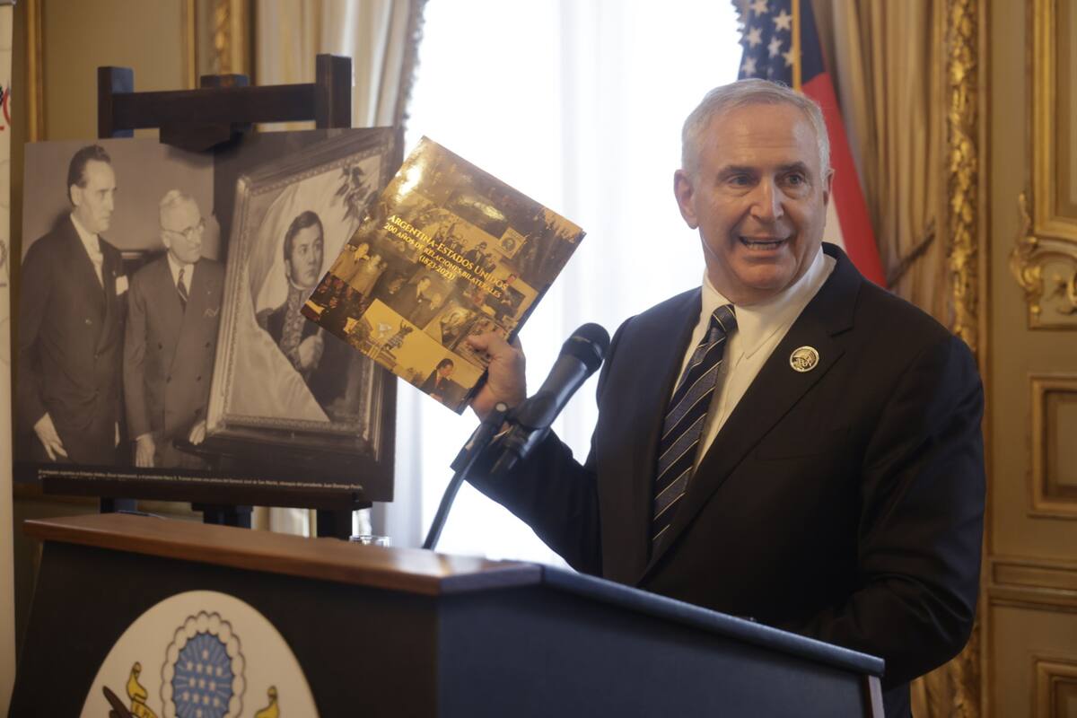 Cena anual del Centro de Estudios Americanos en la residencia del embajador de Estados Unidos, en Palermo