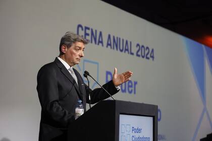 Cena de Poder Ciudadano con la presencia de jueces, ministros de la corte Suprema y políticos.
Horacio Rosatti