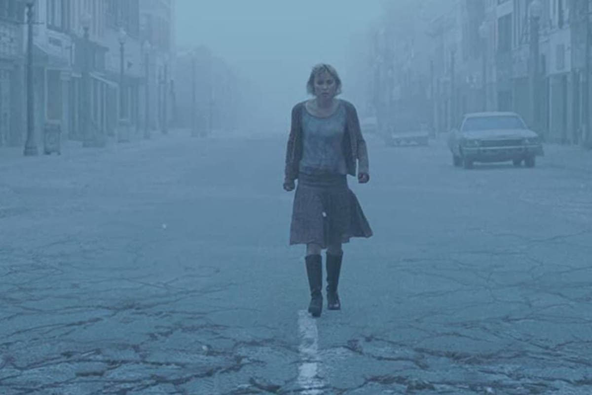 Centralia, un pueblo minero de Pensilvania, fue abandonado debido a un incendio de sus minas subterráneas que está encendido desde 1962; su historia inspiró la película Silent Hill (foto)