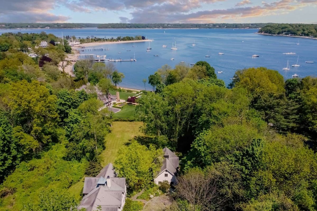 Centre Island supo ser un lugar codiciado por muchos, con grandes celebridades como propietarias, pero ahora parece haber quedado en el olvido