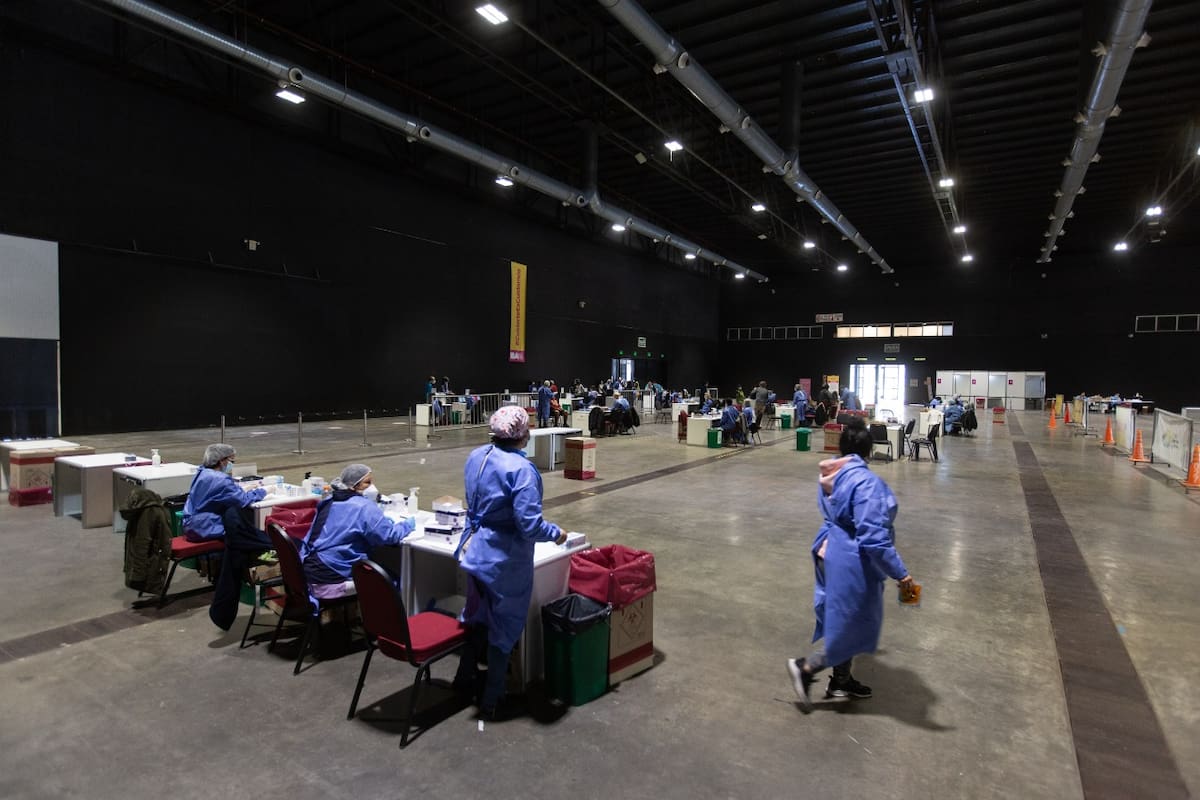 Centro de testeos en Costa Salguero (cerrado) y en la rural