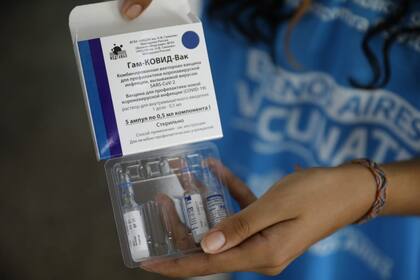 Centro de vacunación en una escuela de La Matanza