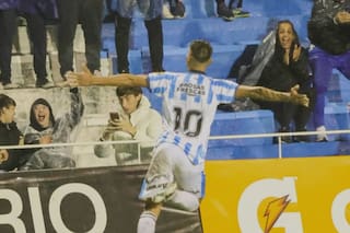 Centurión marcó un golazo desde afuera del área: el renacer de un jugador con antecedentes complicados