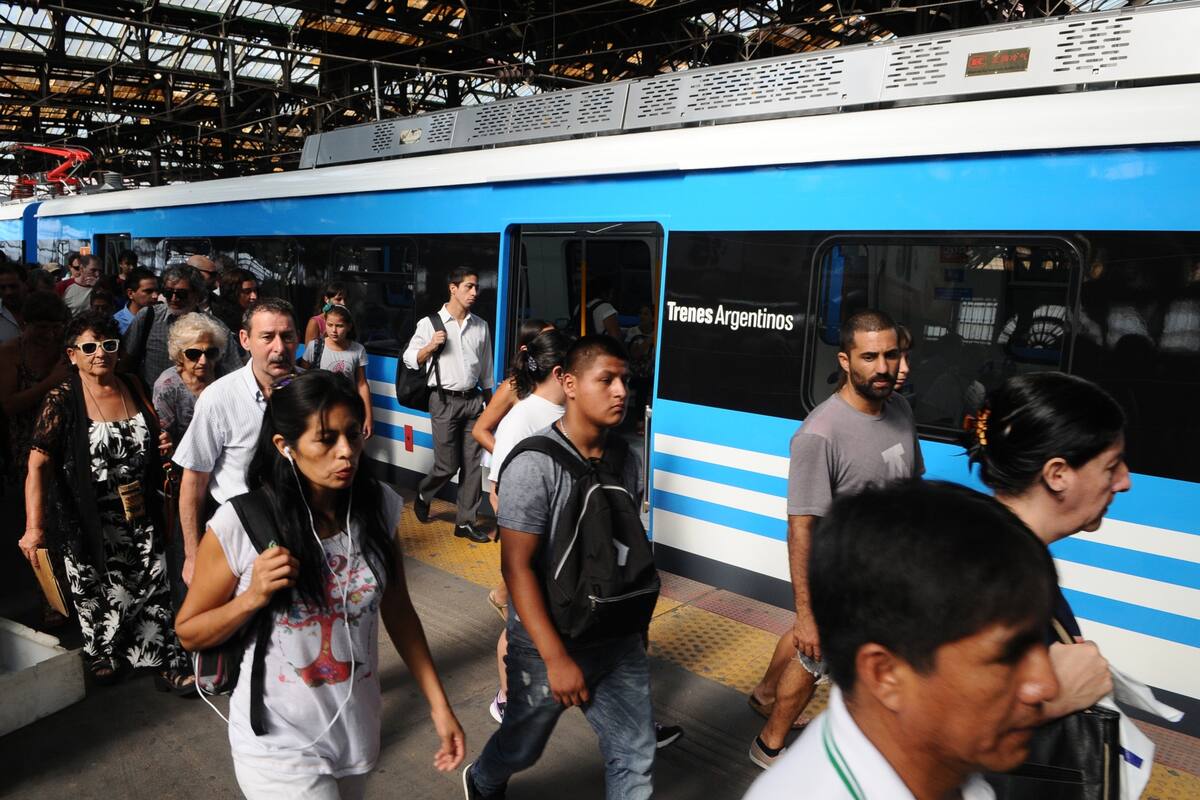 Cerca de las 16, la línea telefónica de Trenes Argentinos recibió amenazas para las estaciones de Plaza Constitución, Lanús y Temperley