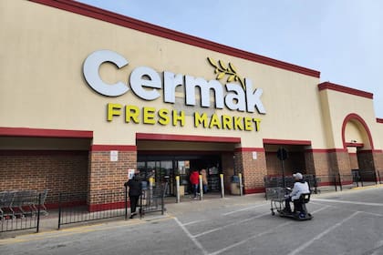 Cermak Fresh Market fue identificado por ChatGPT como el mejor supermercado latino en Chicago