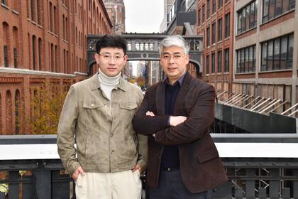 CertiK cofounders Ronghui Gu (left) and Zhong Shao (right) (Photo: Business Wire)