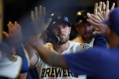 Cerveceros consiguen toda la ofensiva necesaria en la 1ra entrada para vencer 4-3 a Astros