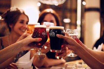 Cerveza, trago o copa de vino. Elegí tu batalla y salí a tomar algo.