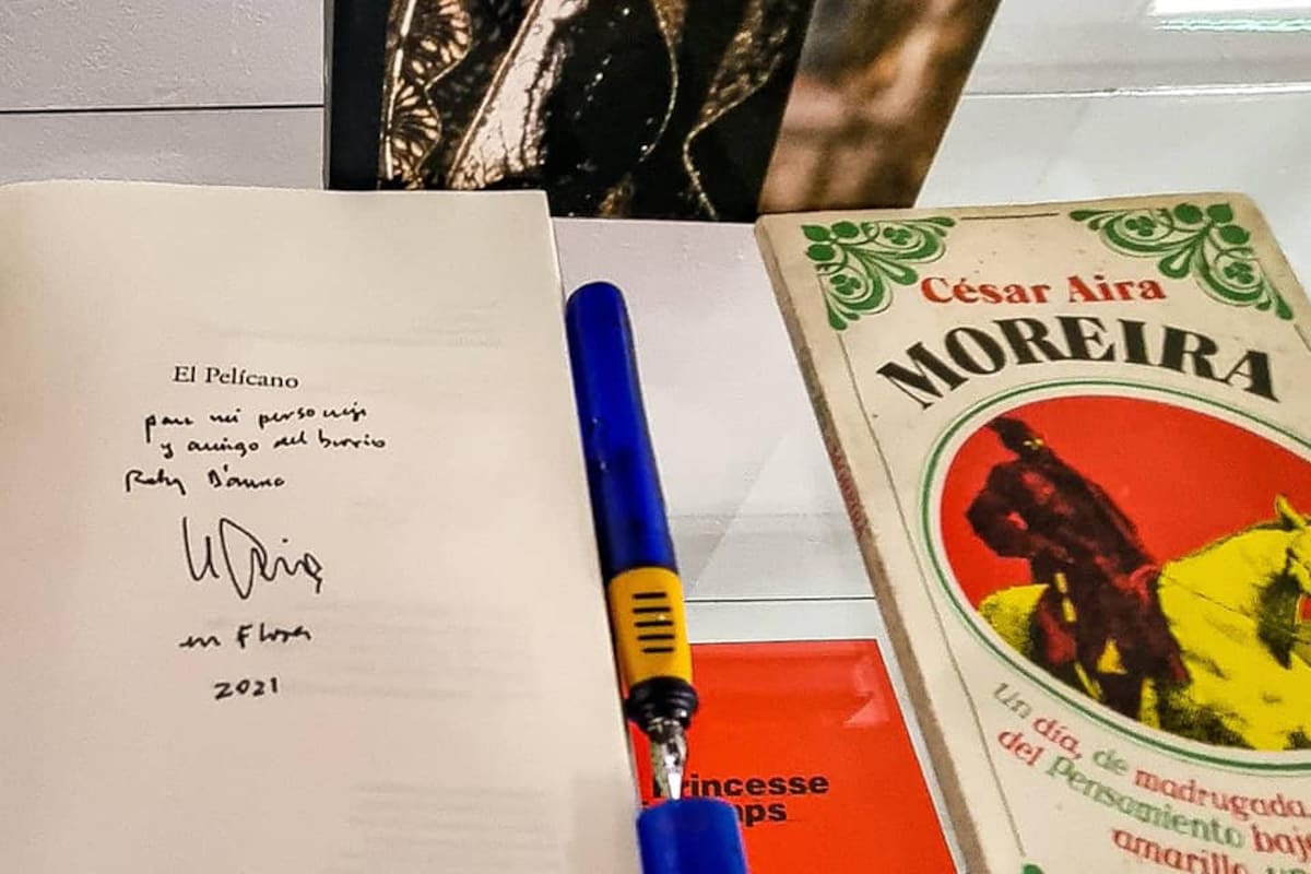 César Aira.
foto: FB Museo de Flores