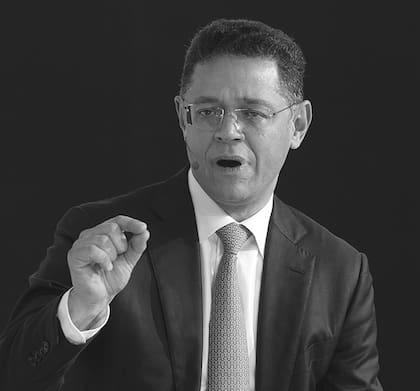 César Hernández, subsecretario de Electricidad.
