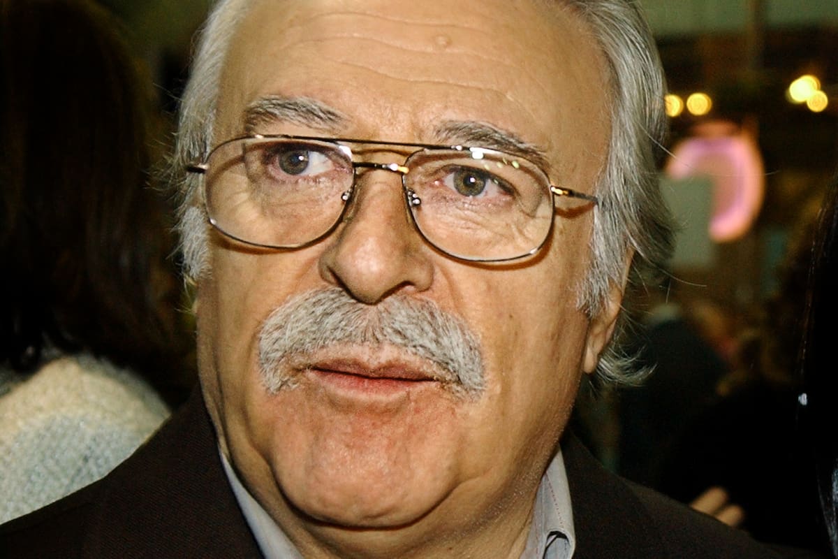 César Isella murió este jueves a los 82 años. El cantor y compositor fue el autor de "Canción con todos", junto a Armando Tejada Gómez