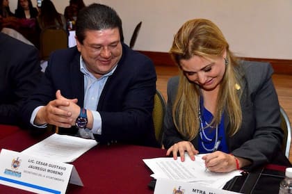 César Jáuregui y Maru Campos en Chihuahua, en 2024