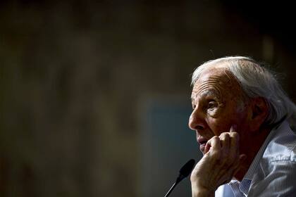 César Luis Menotti no tuvo rodeos en sus análisis en una entrevista radial, como siempre: Pelé en la historia del fútbol y Ángel Di María en la del seleccionado argentino son sus favoritos.