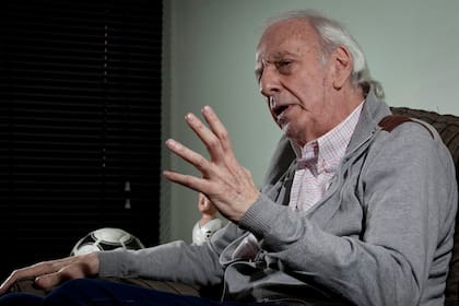 César Luis Menotti, personaje clave en la historia del fútbol argentino
