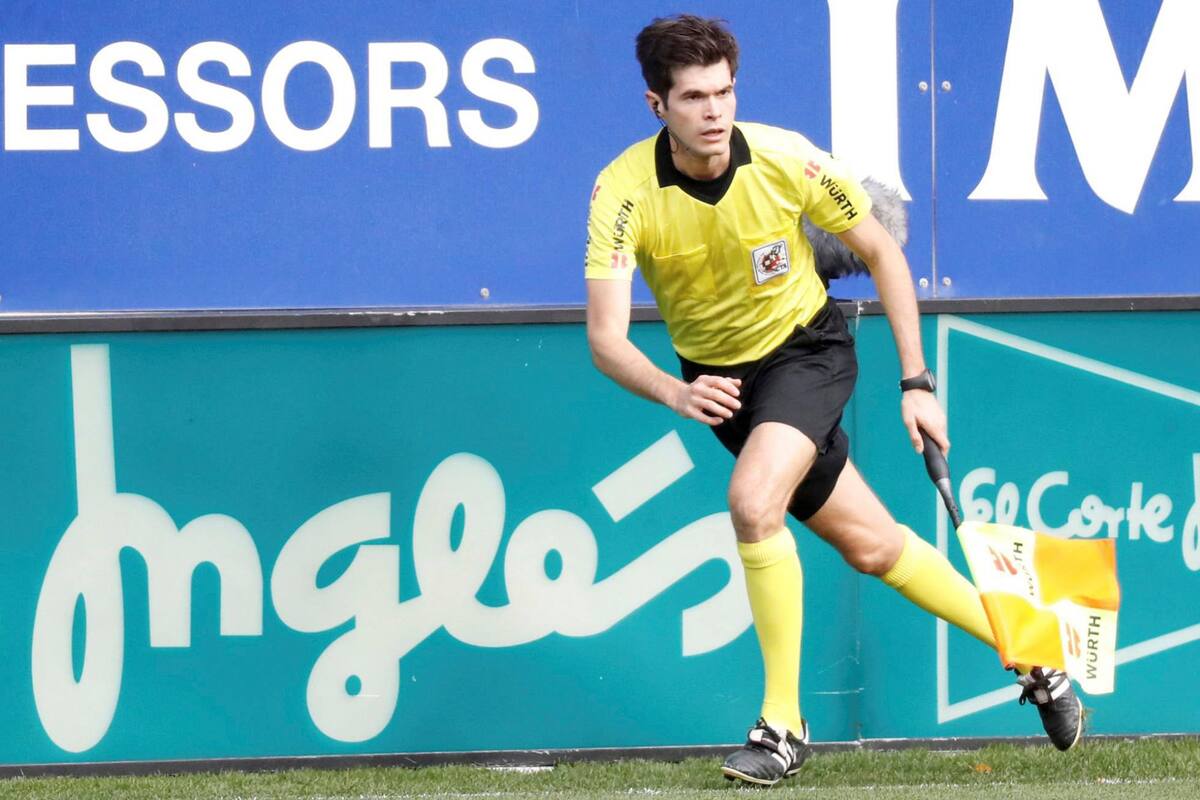 César Noval Font, médico antes que árbitro.