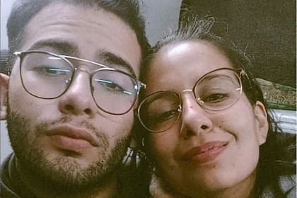 César Sena y Cecilia Strzyzowski