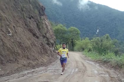 César Vázquez corrió en Guatemala