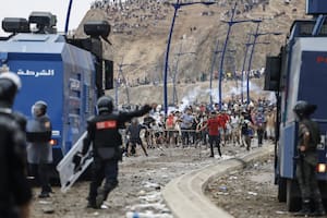 Todo lo que hay que saber para entender la crisis migratoria que azota España y alarma a Europa
