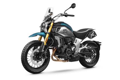 CFMoto 700 CL-X Adventure