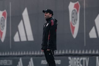 Coudet ya no sonríe: sin margen, pierde el crédito de los hinchas y su conducción ha quedado debilitada