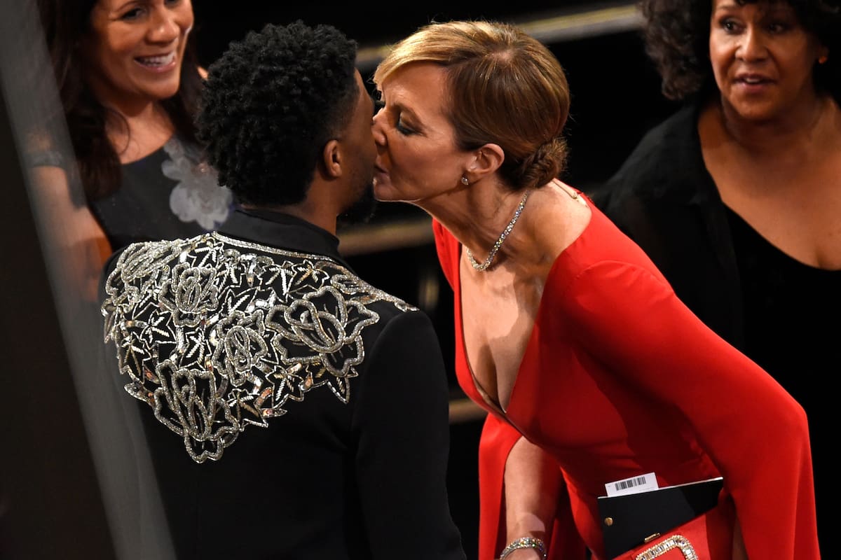 Chadwick Boseman y Allison Janney