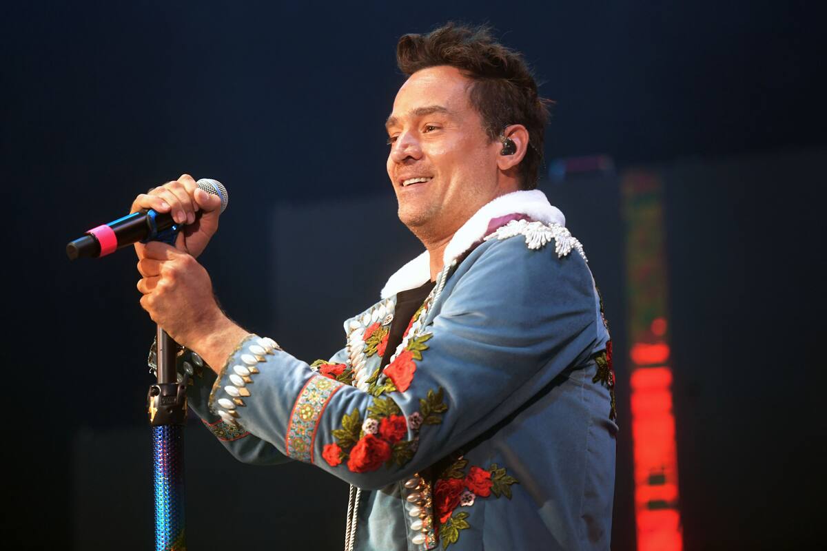 Chano publicó su número en Twitter para hablar con sus fanáticos