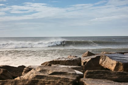 Chapadmalal es un surf point con unas de las mejores olas de la Argentina