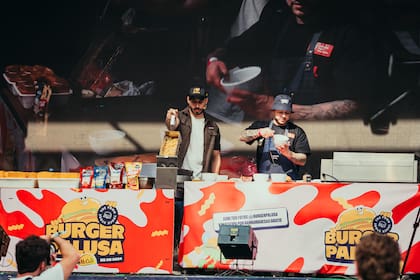 Charla de McCain + Hellmann 's, la combinación perfecta.