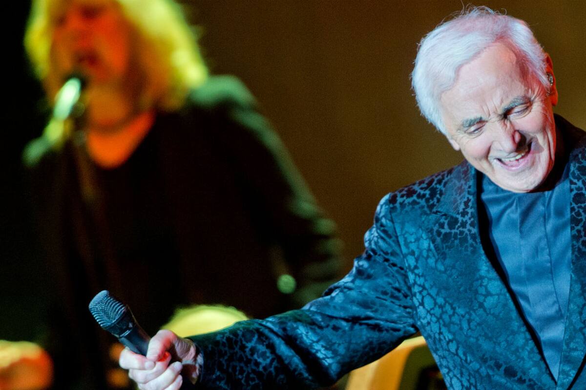 Charles Aznavour murió hoy a los 94 años