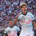 Jugaba al tenis, va a ser abogado, desafió a Trump y no le tiene miedo a España