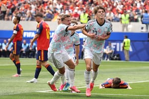 España dominaba el juego y el resultado, pero Bélgica llegó una vez, empató y le quitó el invicto a Unai Simón