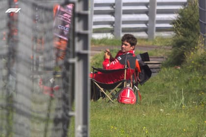 Charles Leclerc se quedó afuera en la clasificación de la Q3 en Países Bajos después de estrellar su SF23