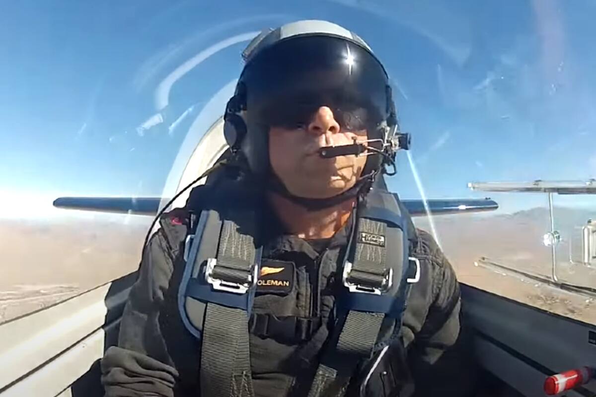 Charles Thomas “Chuck” Coleman murió el domingo por la tarde en Nuevo México, Estados Unidos, luego de estrellar su avioneta durante un espectáculo aéreo