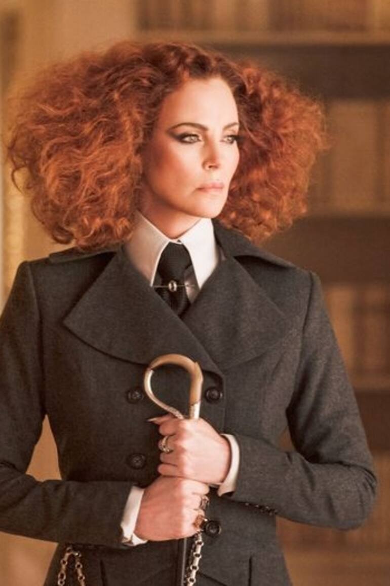 Charlize Theron en La escuela del bien y del mal