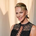 Del homenaje a Charlize Theron al glamour de Ana de Armas y Kate Hudson en una exclusiva gala
