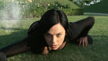 Charlize Theron sufrió una severa lesión en las cervicales durante el rodaje de Aeon Flux