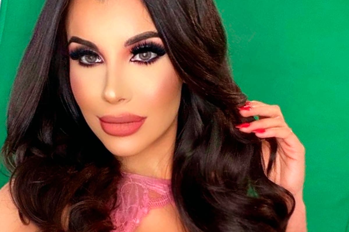 Charlotte Caniggia generó una nueva polémica tras publicar una fotografía con excesivo retoque fotográfico