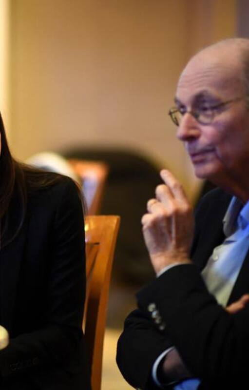 Charlotte Casiraghi y Boris Cyrulnik, durante uno de sus encuentros filosóficos