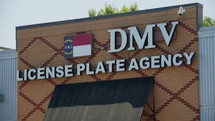 Charlotte es la peor ciudad en Carolina del Norte para hacer trámites en el DMV | Fuente: YouTube