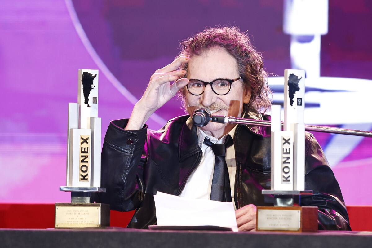 Charly García, cuando recibió el premio principal de los Konex
