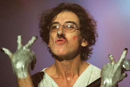 Charly García en 1999, plenos tiempos del Say No More