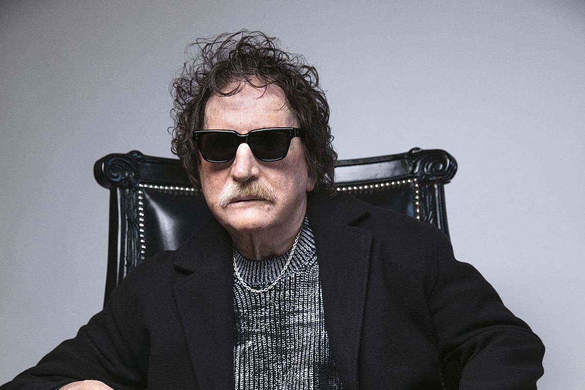 Charly García está de vuelta con La lógica del escorpión