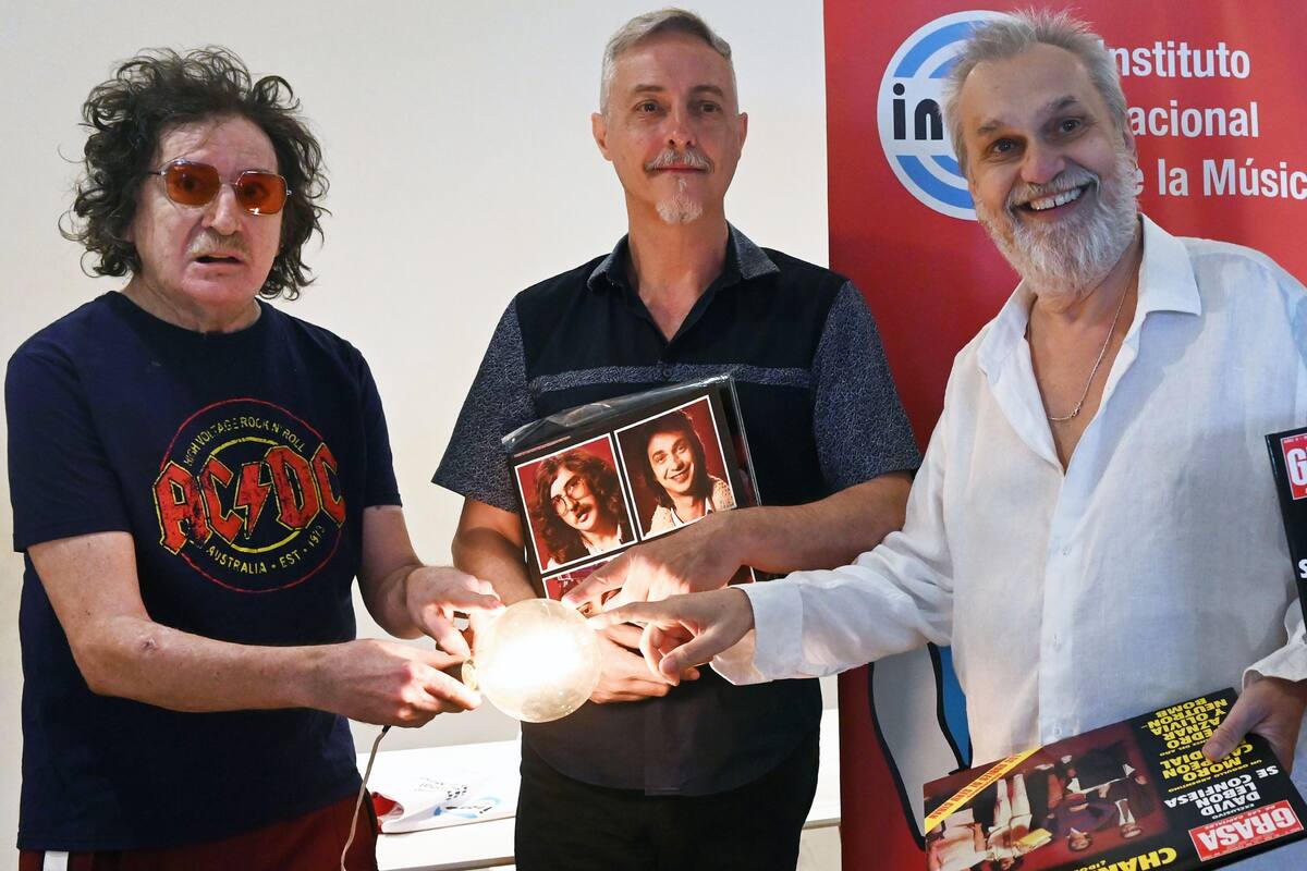 Charly García, Pedro Aznar y David Lebón durante la presentación de La Grasa de las capitales 40° aniversario