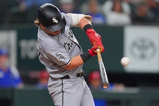 Mendick y Benintendi conectan dos sencillos impulsores cada uno y Medias Blancas vencen 4-2 a Rangers