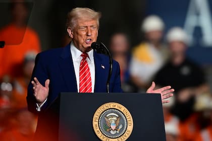 ChatCBP se presenta en un contexto en donde Donald Trump tiene un claro enfoque en políticas migratorias más duras bajo su plan de deportación masiva