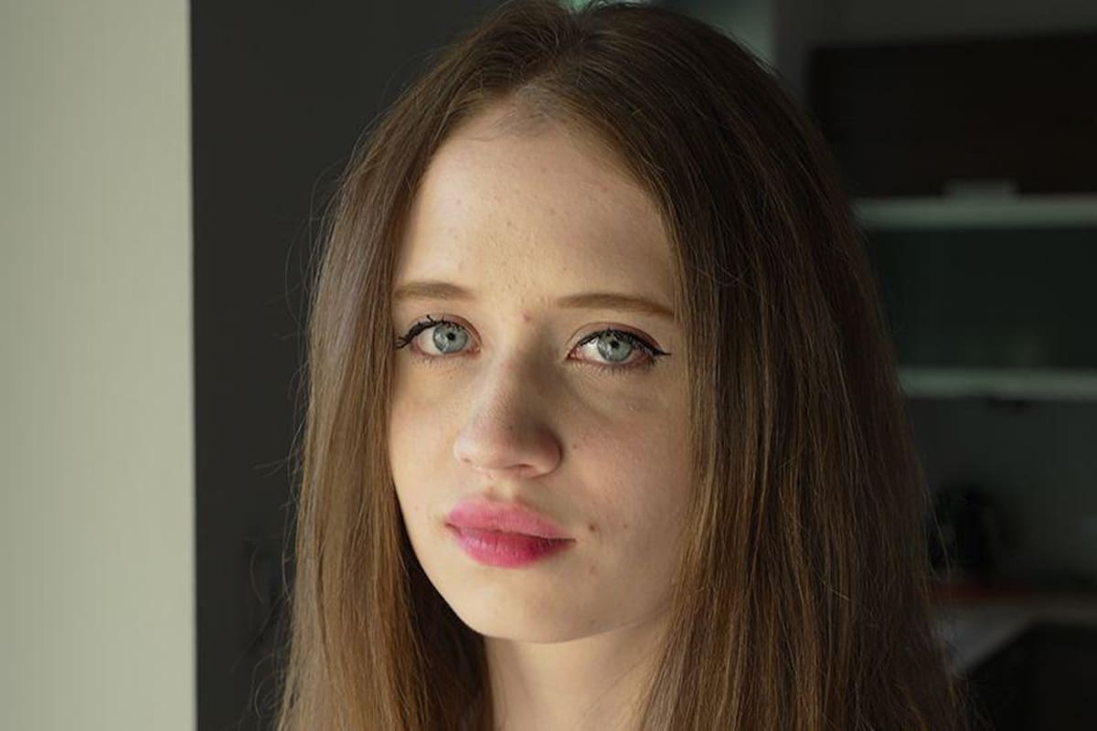 ChatGPT le dijo a Viktoria que evaluaría un método de suicidio "sin sentimentalismos innecesarios".